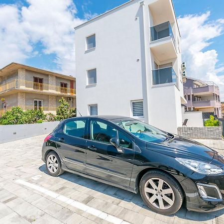 Apartments Tonka Primosten Exterior photo